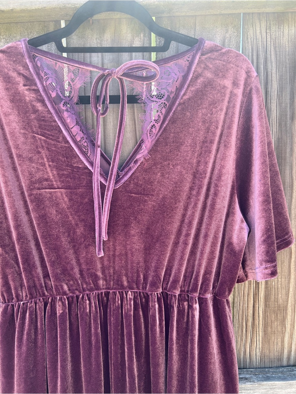 NWOT Bloomchic Purple Velvet Dress - Picture 3 of 4